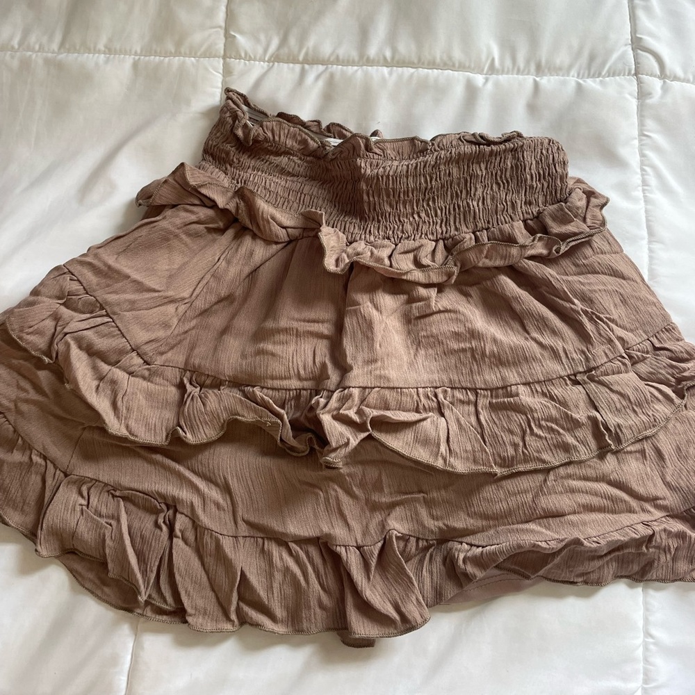 Altard state light brown ruffle skirt.